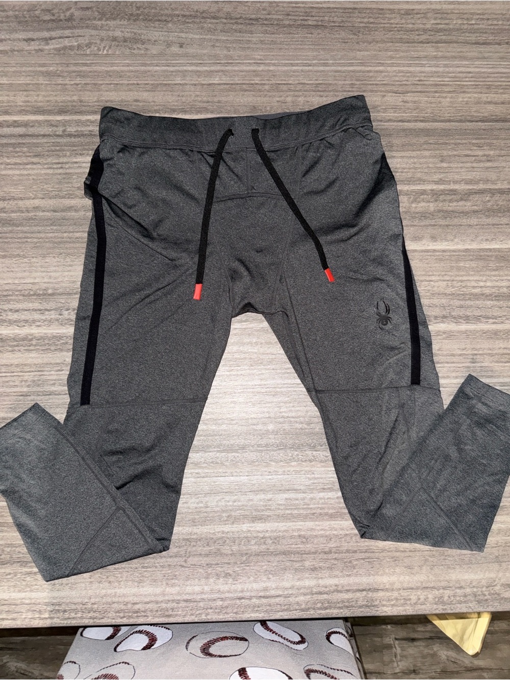 Spyder Gray Athletic Leggings with Red Accent - Picture 3 of 4